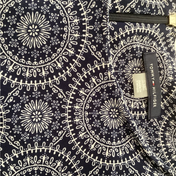 Dress - Picture 4 of 6